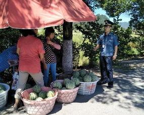 来自山里的吃瓜群众,乡村生活新风尚