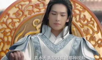 吃瓜群众很倾城